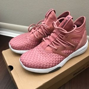 Reebok Women’s Hayasu Track Shoes 6/6.5